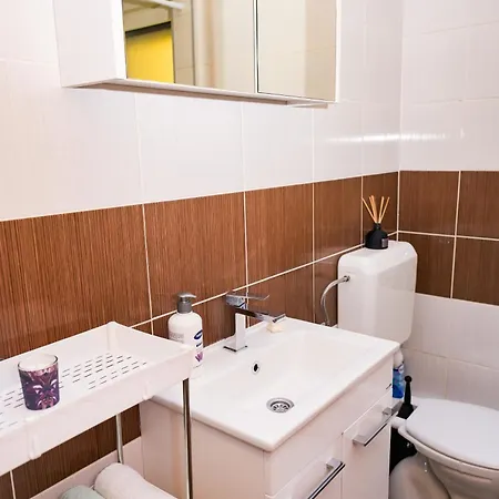 Apartment Mila-roza *